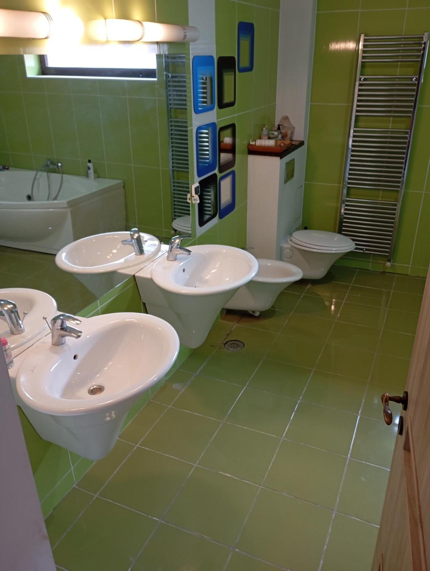 New Spacious Villa! บูคาเรสต์ ภายนอก รูปภาพ